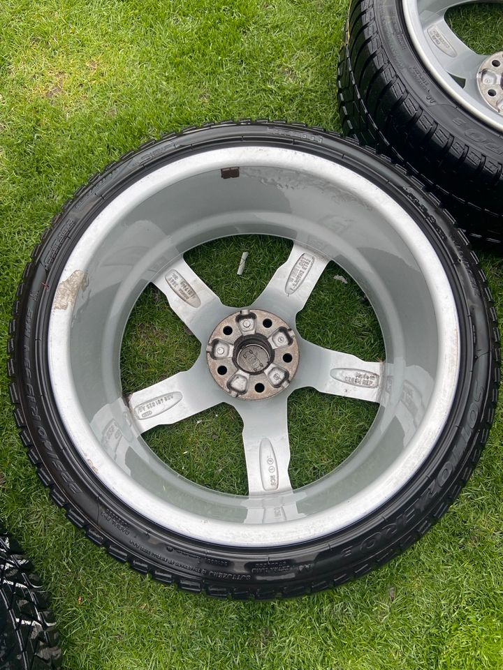 5x112 Audi Alufelgen 8S0 601 025 AG 19 Zoll mit M+S Reifen in Dinslaken