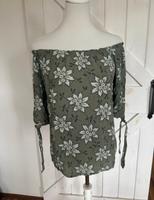 Hailys Top Oberteil T-Shirt Off Shoulder Bluse Sachsen-Anhalt - Teuchern Vorschau