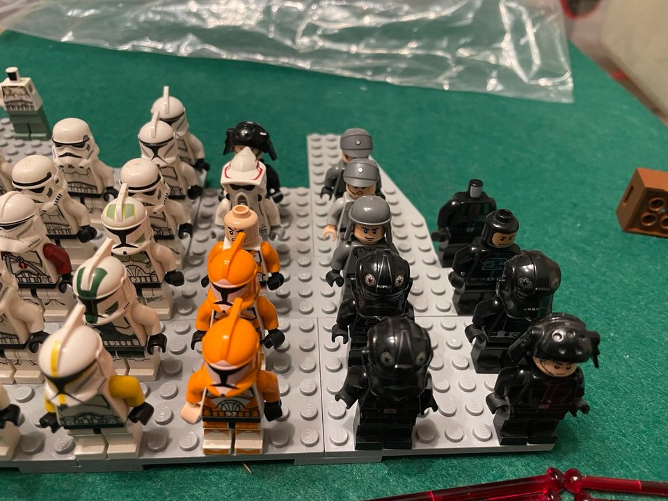 Lego Star Wars Sturmtruppen Figuren und Waffen in Paderborn