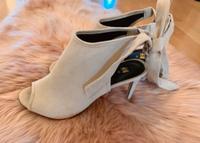 Beige Pumps von H&M Hessen - Hofheim am Taunus Vorschau