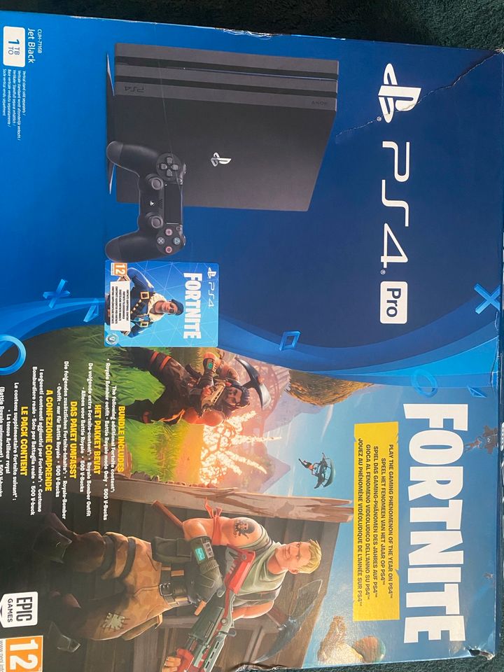 Ps4 pro Super Zustand plus Spiele! in Saerbeck