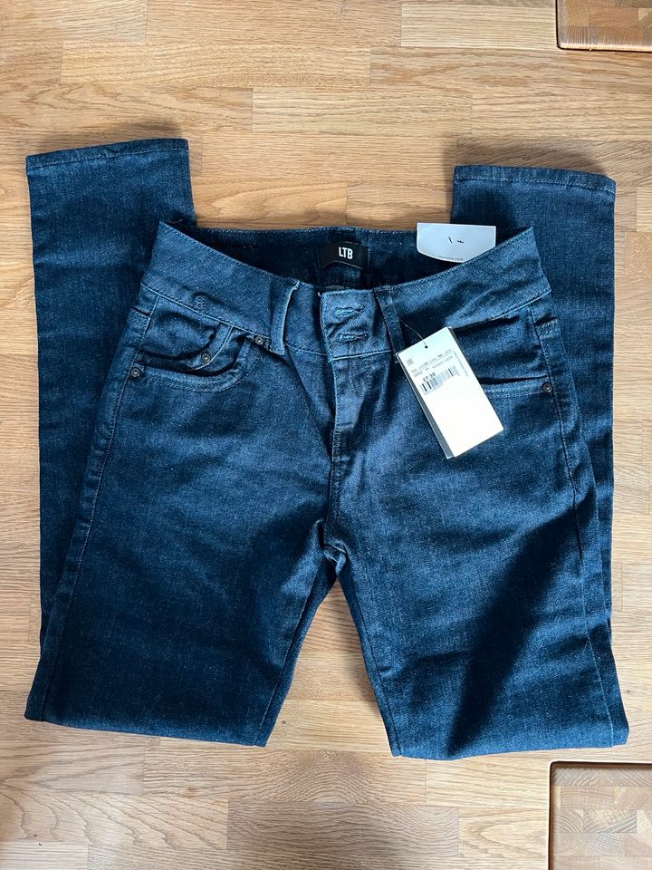 LTB Molly Jeans Größe 27/30 NEU mit Etikett in Marienhausen