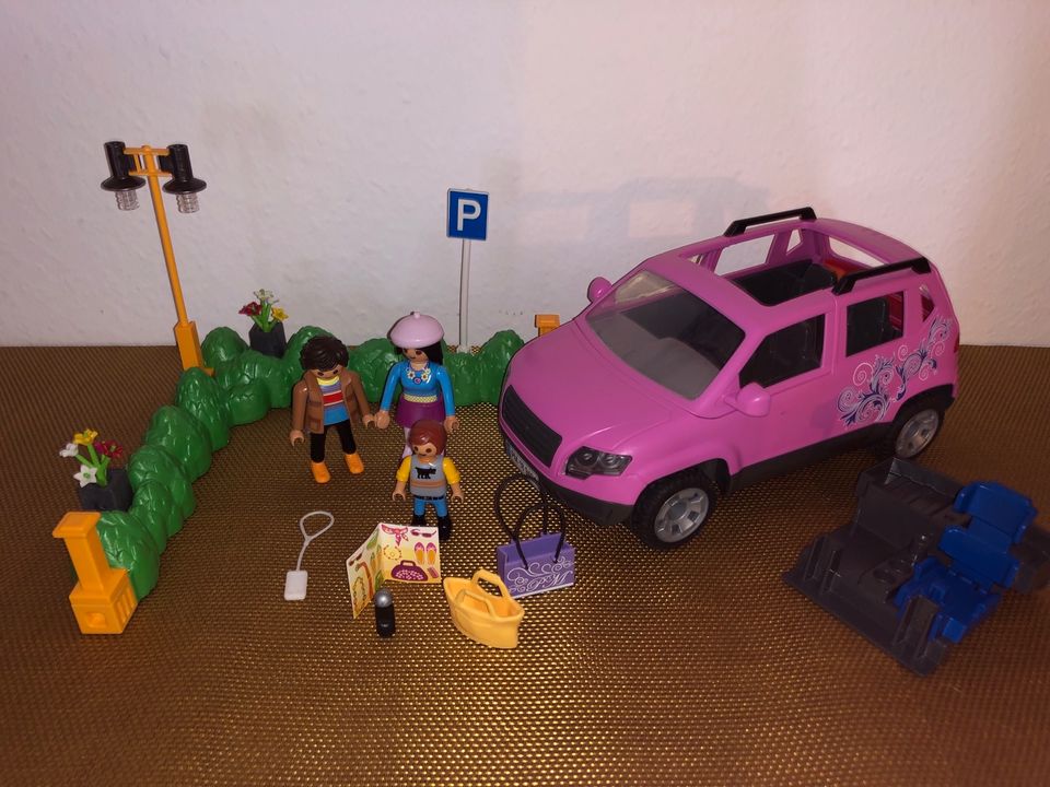 Voiture familiale Playmobil – 9404 – –