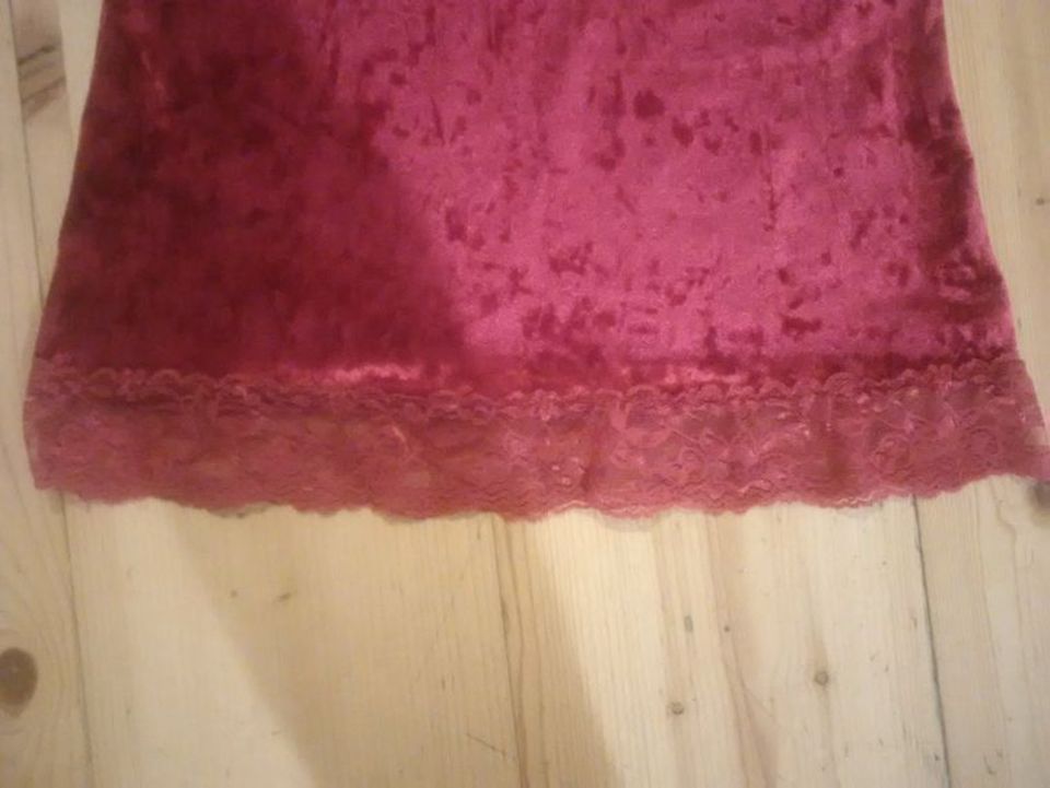 Super Top Oberteil Samt Spitze Rot Italien WOW Neapel Design Chic in Gilching