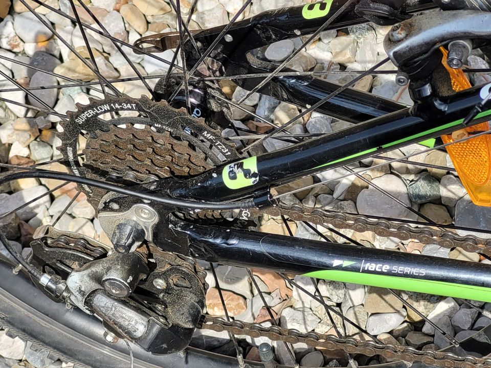 CUBE Bike Fahrrad Kinderfahrrad Mountainbike 24 Zoll, 21-Gänge in Schöngeising