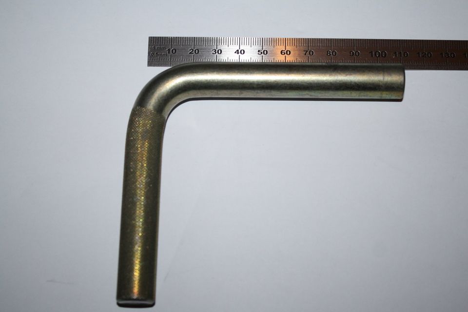 Dreikanntschlüssel 8 mm aus Metall (unbenutzt) in Berlin