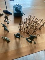 Spielzeugfiguren Soldaten Fahrzeuge Panzer Niedersachsen - Laatzen Vorschau
