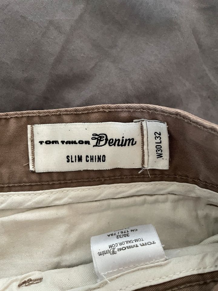 Tom Tailor Chino Hose Slim W30 L32 (30/32) Braun Beige in München