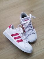 Neu ☆ Adidas Sneaker Gr. 29 Niedersachsen - Harsum Vorschau