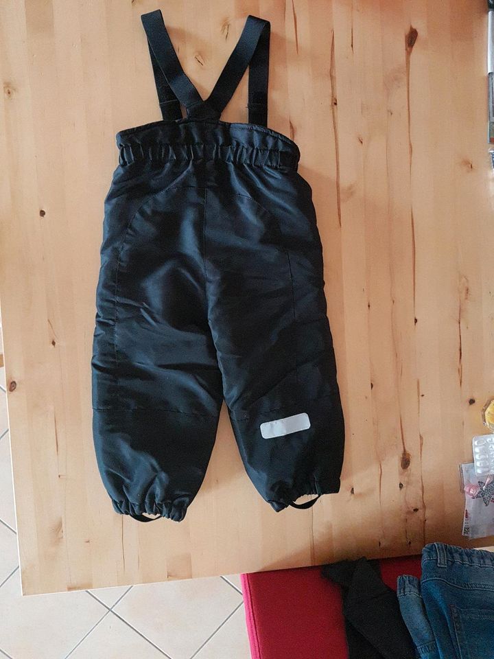 Schneehose H&M Gr.92 schwarz mit Refekror Neu mit Etikett in Meine