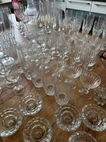 Konvolut aus Sehr schönen Gläsern Vasen KOMPLETT 50 € Hessen - Kassel Vorschau
