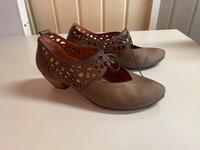 Sandale Pumps Halbschuh zum Schnüren Think! 38 braun Leder Baden-Württemberg - Tettnang Vorschau