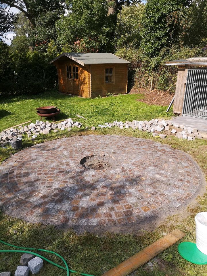 Bauhelfer Garten u.Landschaftsbauer Steinsetzer Pflasterer in Schuby