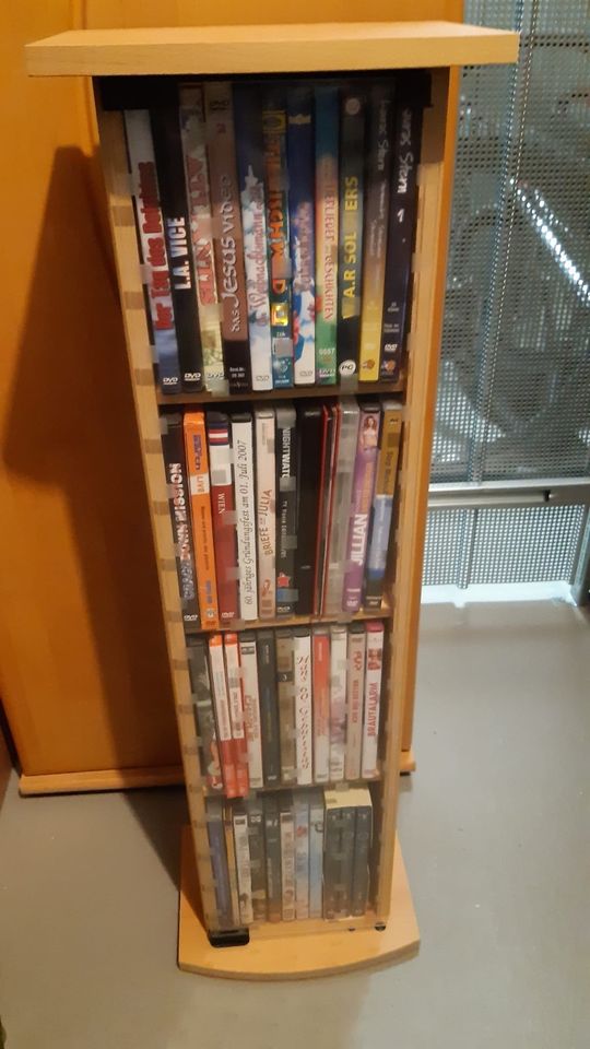 DVD Schrank Buche in Hebertshausen