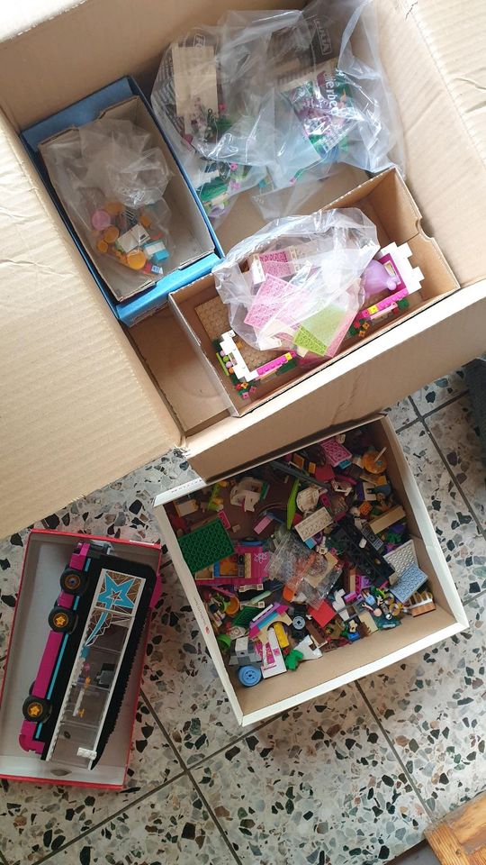 Lego friends Sammlung - mit Kartons - unsortiert in Stuhr