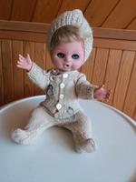 DDR Puppe im Strickanzug Sachsen - Großröhrsdorf Vorschau