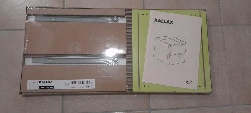 Ikea KALLAX Box mit 2 Schubladen in Lauchheim