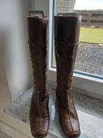 Melarte Stiefel Gr. 38 neuwertig Niedersachsen - Twist Vorschau