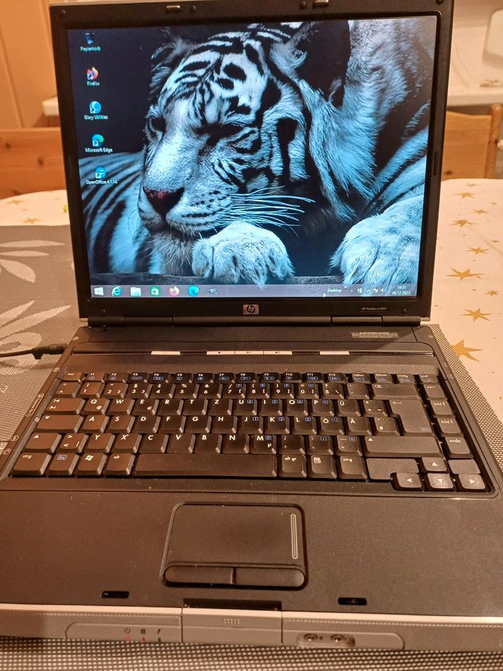 HP Pavilion ze 2000 in Adendorf