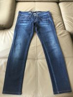 Guess Jeans Kenna Skinny Gr 29 M dunkelblau Neuwertig Dresden - Cotta Vorschau