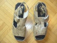 Sandalen von Rieker ungetragen Hessen - Herborn Vorschau