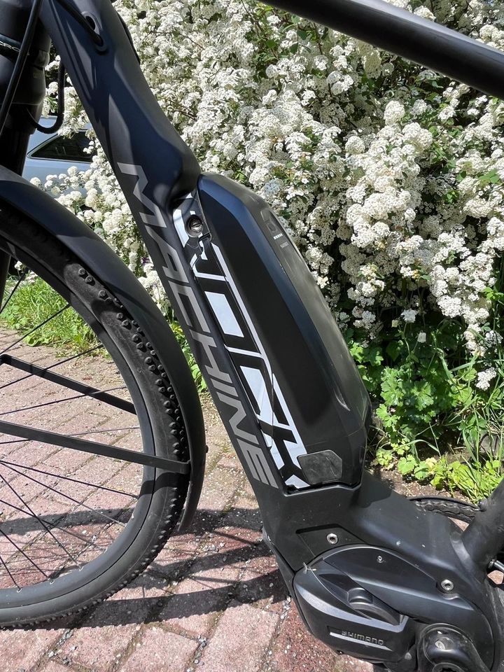 E-Bike 19" Rock Machine Strom e60-29 25th in Wuppertal