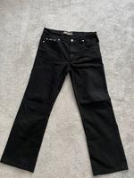 Hugo Boss Alabama Jeans Vintage 32/34 neuwertig Friedrichshain-Kreuzberg - Kreuzberg Vorschau