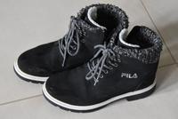 FILA Winterschuhe Stiefel Schuhe schwarz gefüttert Gr. 40 Niedersachsen - Wolfsburg Vorschau