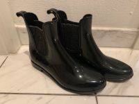 NEU und ungetragen tolle kurze Gummistiefel Größe 38 München - Trudering-Riem Vorschau