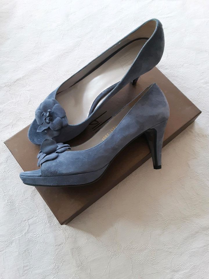High heels lila/ grau Gr. 40 made in italy in Buchenberg