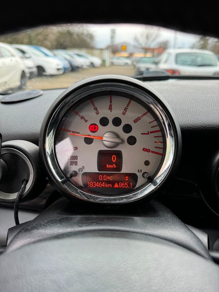 Mini Cooper *1.6 Benziner* Sitzheizung, Bluetooth, Tempomat in Langen (Hessen)