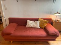 Schlafsofa | Couch | Vintage Sofa mit klappbaren Armlehnen Friedrichshain-Kreuzberg - Kreuzberg Vorschau
