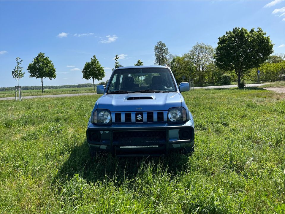 Suzuki Jimny 4WD in Rathenow