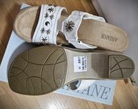 Ariane Sandaletten Damen Schuhe Gr. 41 weiß beige NEU mit Karton Wandsbek - Hamburg Jenfeld Vorschau