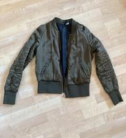 Jacke, Bomberjacke Damen, olivgrün, khaki,Größe XS Bayern - Neu Ulm Vorschau