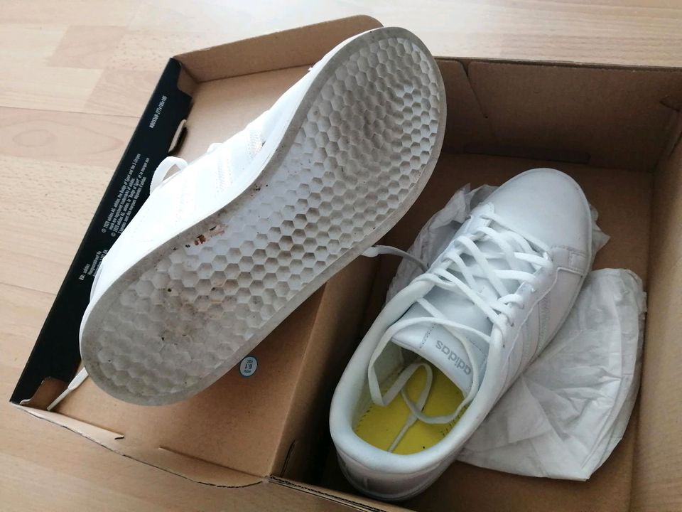 Adidas Sneaker 38 in Herdecke