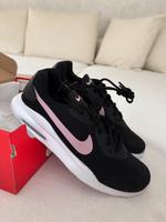 Nike Schuhe neu Gr.36,5 Nordrhein-Westfalen - Lage Vorschau