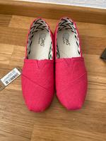 TOMS Espadrilles Slipper 37,5 NEU Frankfurt am Main - Eckenheim Vorschau
