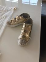 Sneaker in gold mit Glitzer Gr. 30 traumhaft und neu Niedersachsen - Weyhe Vorschau