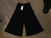 Culotte Bershka, neu! Gr.M / S in schwarz Niedersachsen - Wolfsburg Vorschau