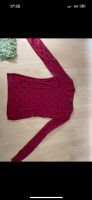 Roter Feinstrickpullover mit schwarzen Punkten Bonn - Graurheindorf Vorschau