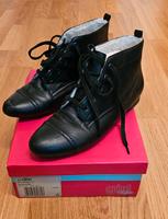 Schwarze Buffalo Schuhe Größe 40, knöchelhoh München - Berg-am-Laim Vorschau