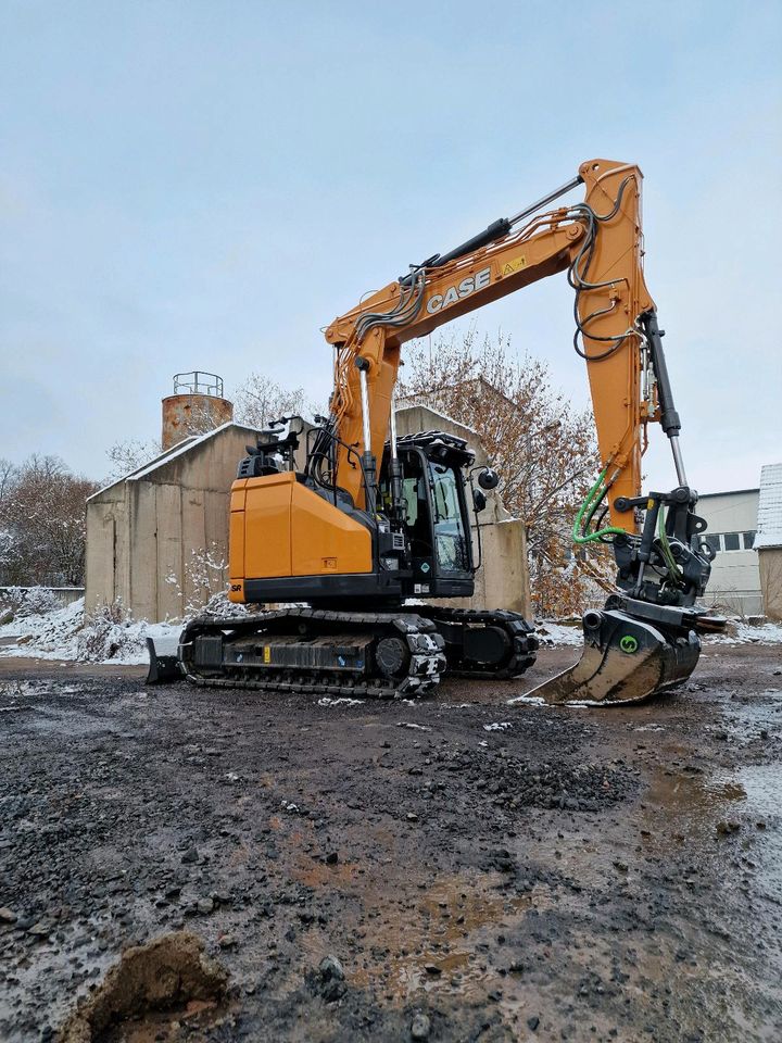 Kettenbagger Bagger Case CX145D Mieten Vermietung Straßen Tiefbau in Dermbach