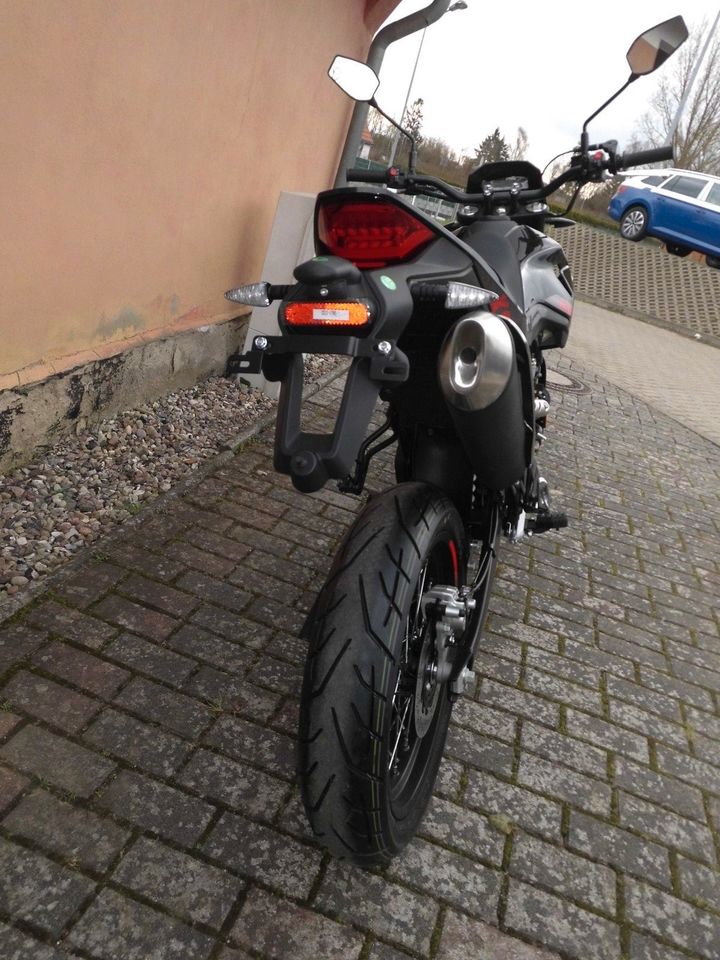 Malaguti XSM125ABS Supermoto 125 in Rostock