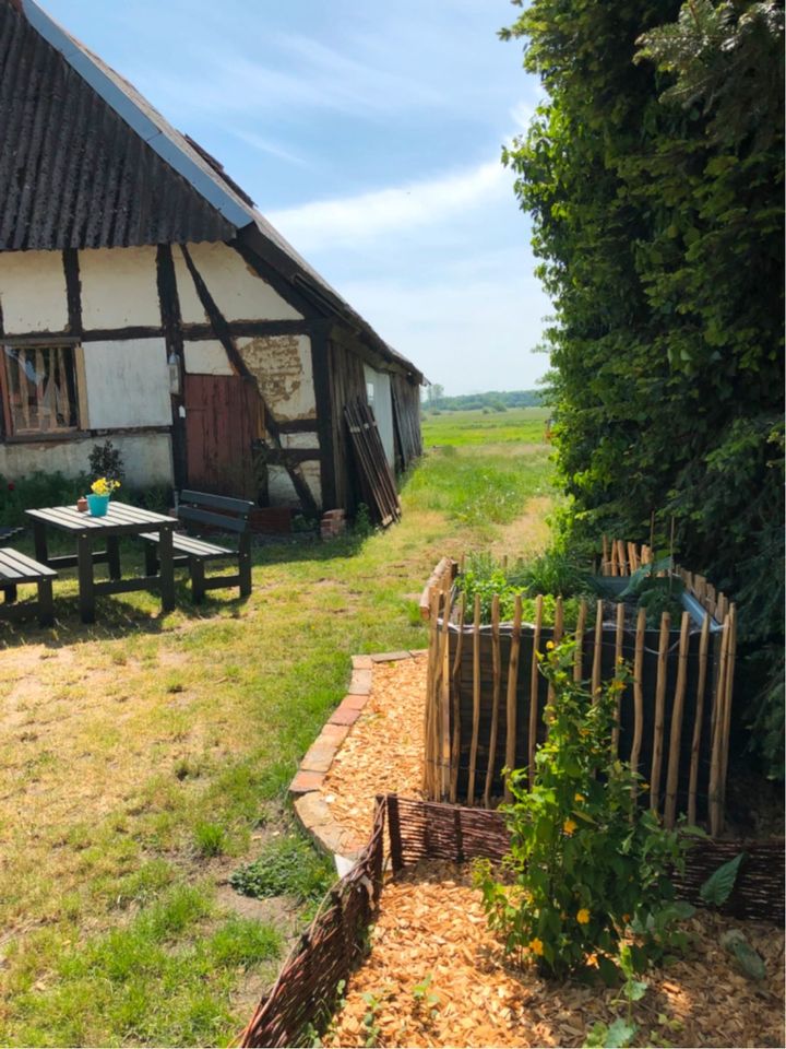 Nähe Schwerin: Wohnmobilstellplatz Übernachtungsplatz  Camping in Crivitz