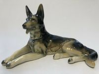 Antik Porzellan Hund Hundefigur Statue Figur Porzellanhund Nordrhein-Westfalen - Hagen Vorschau