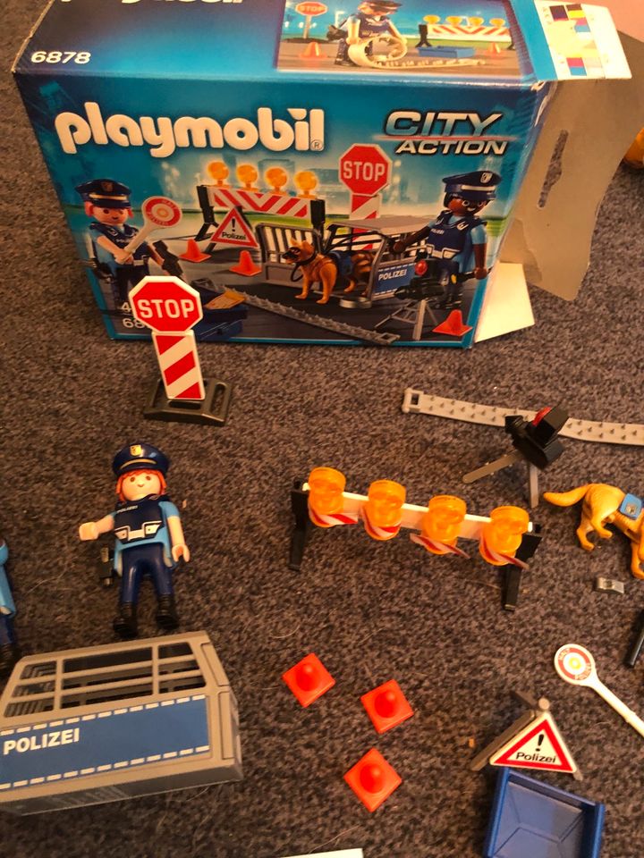 Playmobil Polizei Zubehör in Königsbrunn