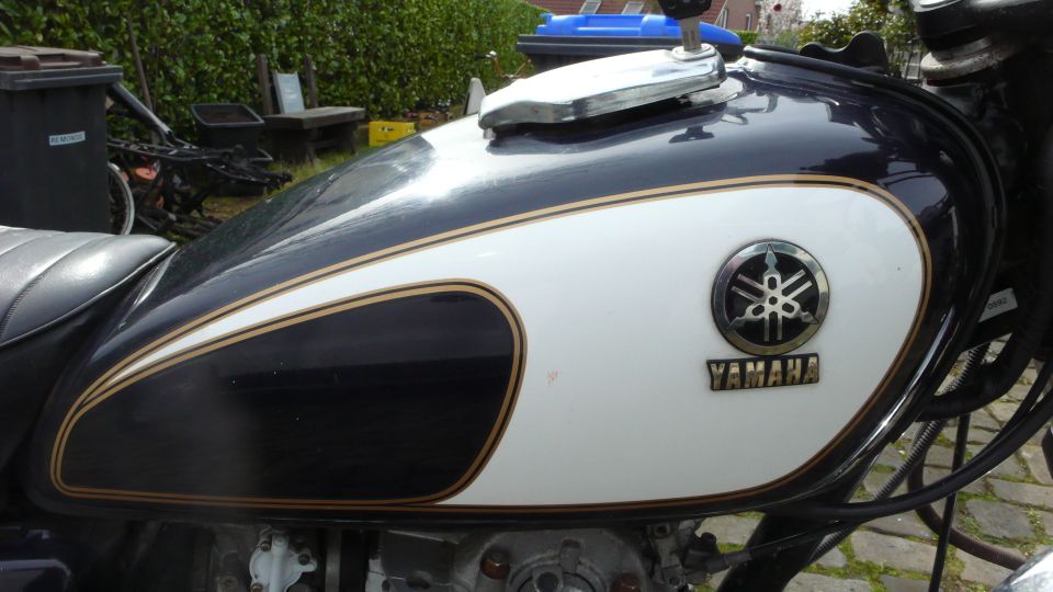 Yamaha SR 500 Lacksatz Tank seitedeckel ORIGINALLACK in Altenberge