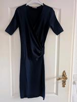 Strickkleid dunkelblau mit Raffung Niedersachsen - Lehrte Vorschau