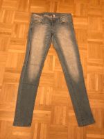 Coole Jeans Hose von Mango Jeans, Gr. 38 Nordrhein-Westfalen - Iserlohn Vorschau